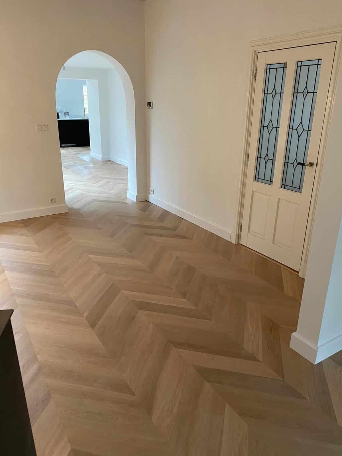 Verschil visgraat en Hongaarse punt